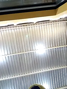 Thasmien live sex cam