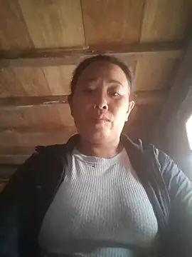 dakota-kis's cam snapshot