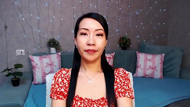 LiaPak's cam snapshot