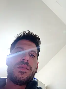 Adrianxxxxxx53's cam snapshot