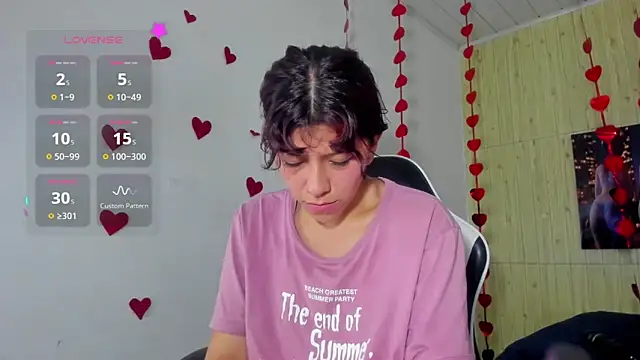 Raven_Rouge_'s cam snapshot