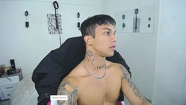 Leonard_Price live sex cam