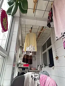 940940_1688's cam snapshot