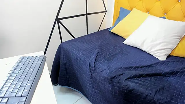 Tiara_Latina's cam snapshot