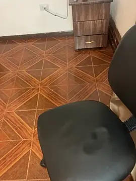 alisaa_jhons1's cam snapshot