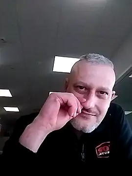 Hisnimin live sex cam