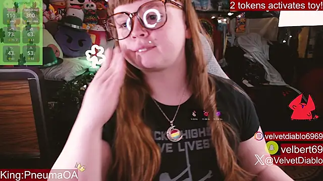 VelvetDiablo live sex cam