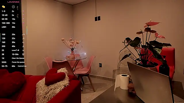 missbratzboobs live sex cam