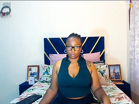 veronica1xxx live sex cam