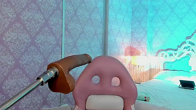 _AdharaSkinny live sex cam