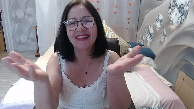 OlgaHottie live sex cam