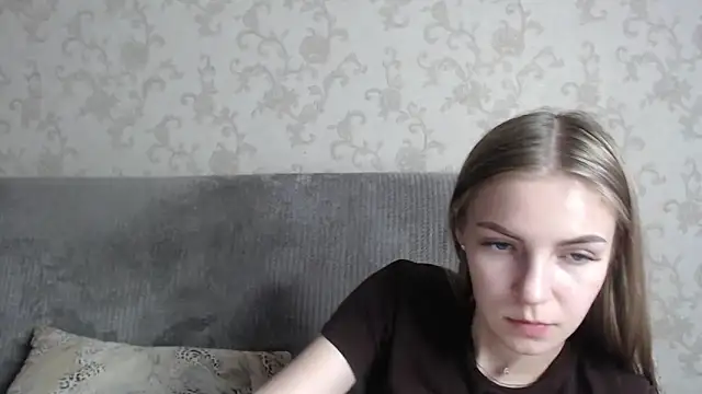 HitGyrl's cam snapshot