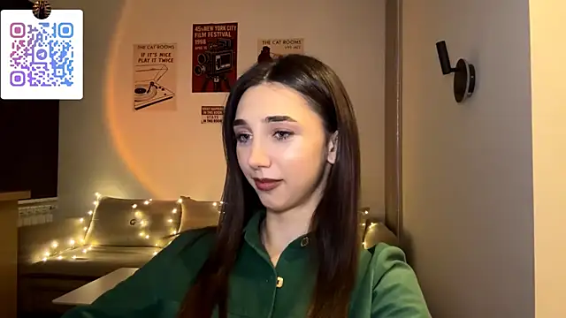 LinaMour's cam snapshot