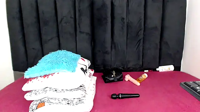 Miss-Berries's cam snapshot