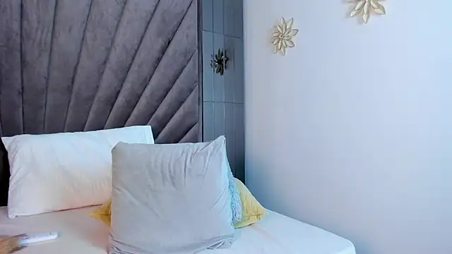 Alisson-Collins's cam snapshot