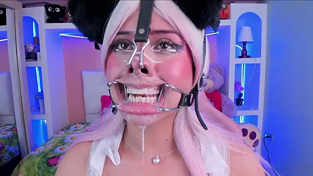 miss___megan's cam snapshot