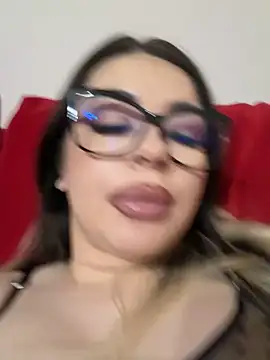 YnnesBritney's cam snapshot