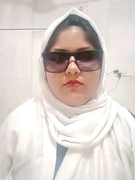 Nusrat-N's cam snapshot