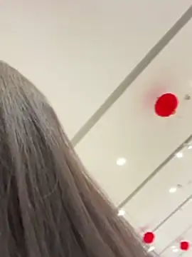 Carlin-yiyi live sex cam