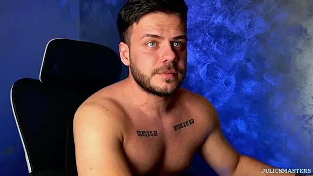 juliusmasters live sex cam
