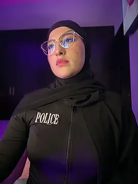 Badra_Abaid's cam snapshot