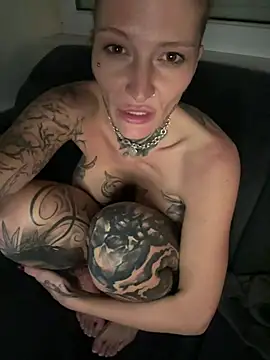 redNatified live sex cam