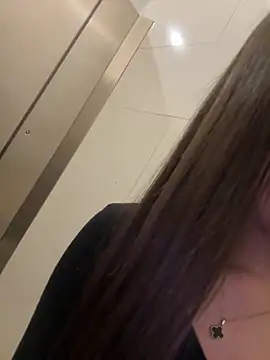 Isabella21_ live sex cam