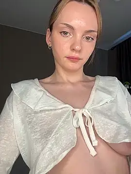 MaryFlare live sex cam