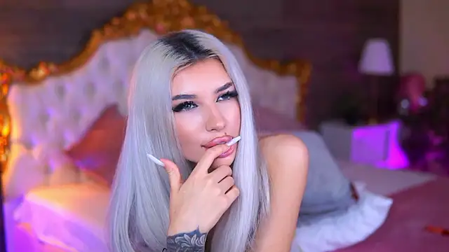 Juicy_Jessye live sex cam