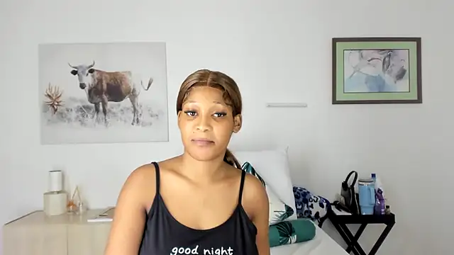 ConnieSmall24's cam snapshot