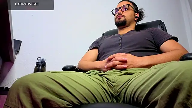 Ernesto-Rodriguez82 live sex cam