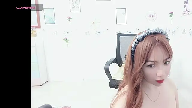 Lanian-99 live sex cam