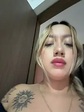 Rebe_'s cam snapshot