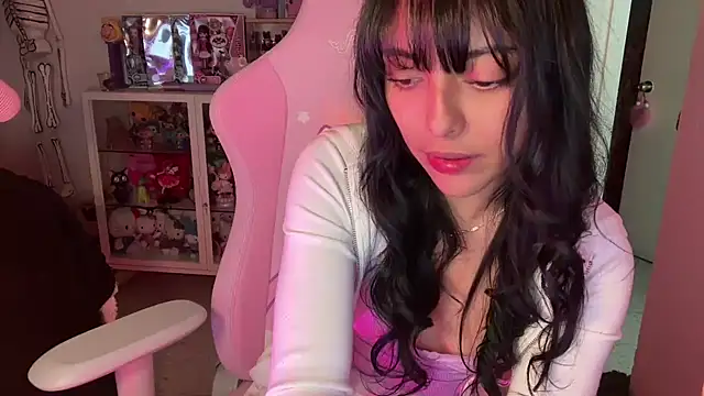 kaithra's cam snapshot