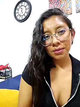 Camila_Lopez1's cam snapshot