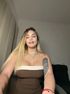 mi_suk11's cam snapshot