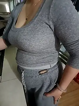 Emily-lonely's cam snapshot