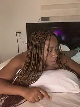 MISSMAYSROOM's cam snapshot