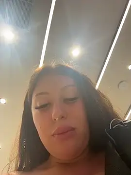 AndreaMood live sex cam