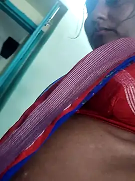 yamini1431 live sex cam