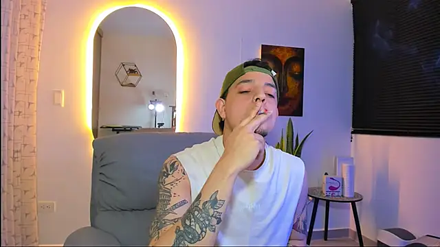 alejandro_calderon1 live sex cam