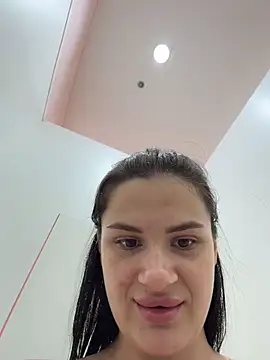 MiraReach live sex cam