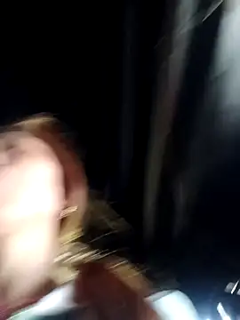 bella-la's cam snapshot