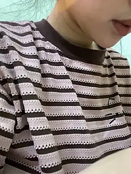 Uyennii02's cam snapshot