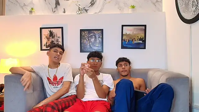 COUPLES_BOYS's cam snapshot