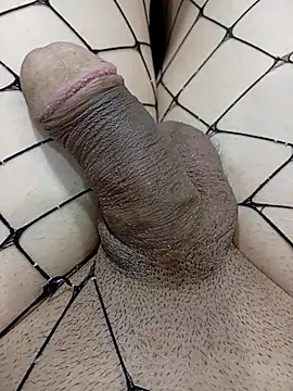 Gyannini live sex cam