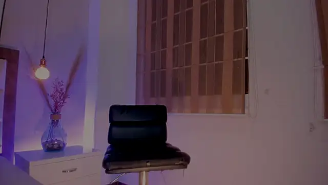 AnnaBroooks's cam snapshot