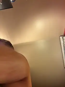 DILFiGuess1's cam snapshot