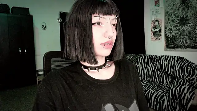 roxy_toxic's cam snapshot