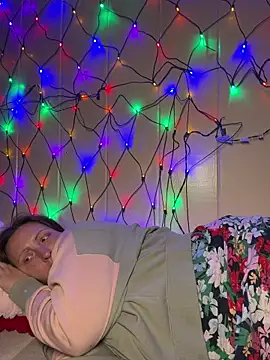 TheFishWife's cam snapshot